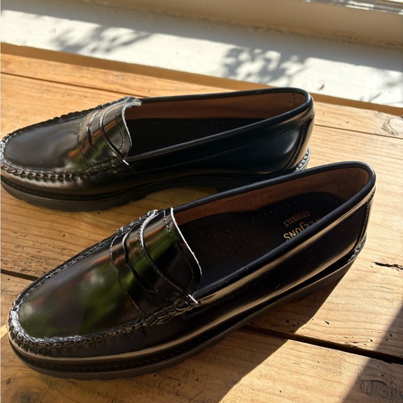 Womens Whitney Weejuns® Penny Loafer - Picture 6 of 10
